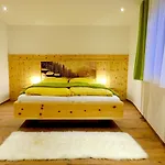 아파트 Flat In Near The Area
